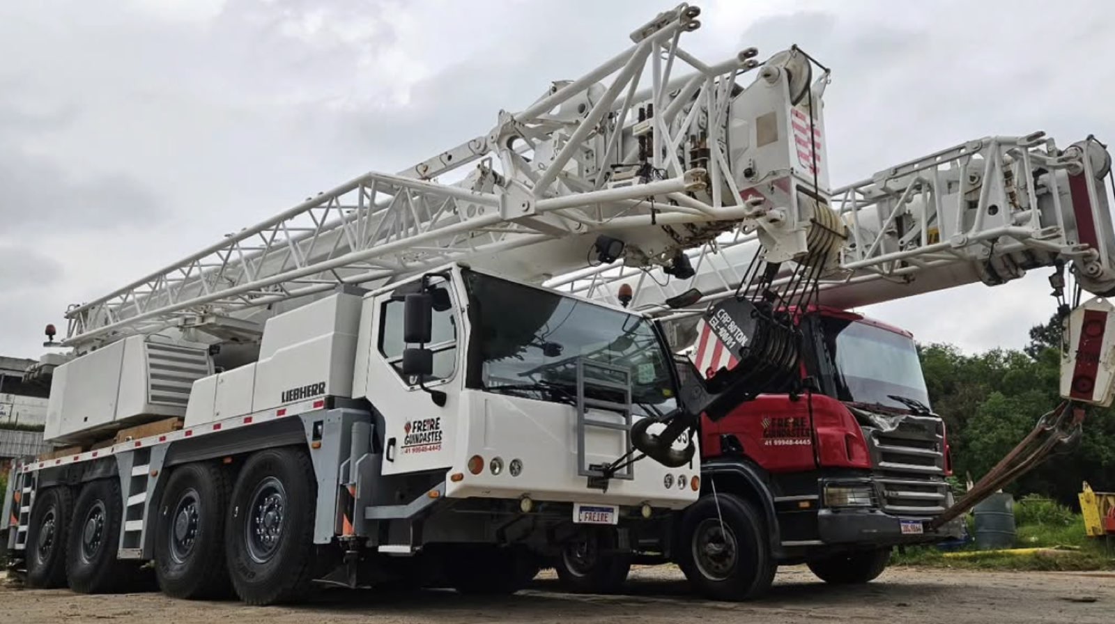 Guindaste móvel Liebherr da Freire Guindastes em Curitiba